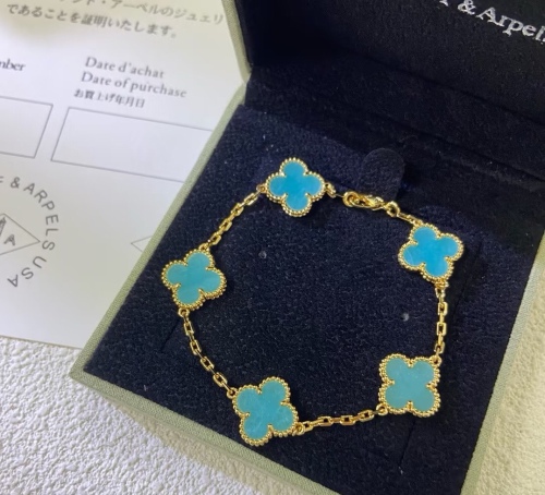 Van Cleef & Arpels Bracelet