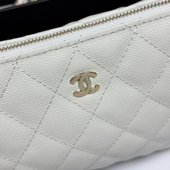 Chanel 25B Shoulder Bags Size 22*12*5cm