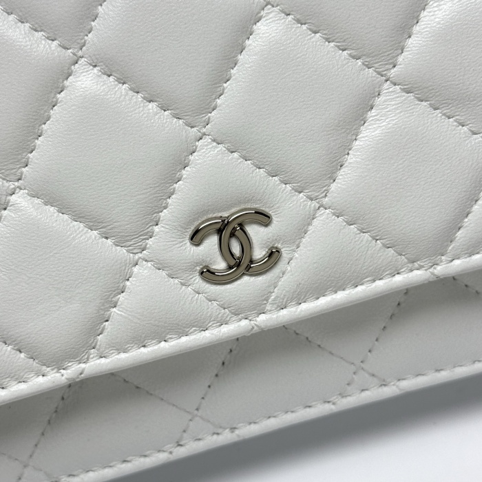 Chanel AP4241 Woc Shoulder Bags 19*12*3cm