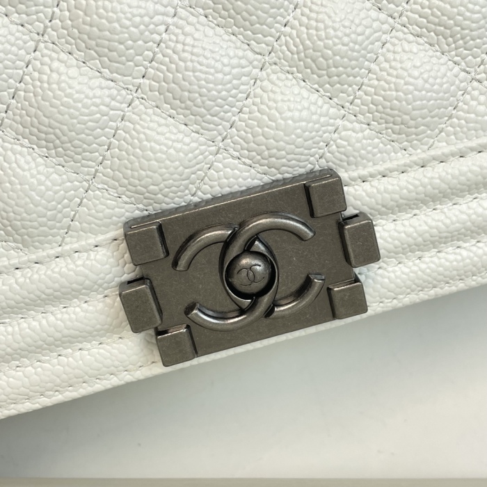 Chanel BOY Shoulder Bags Size 25*14*7cm
