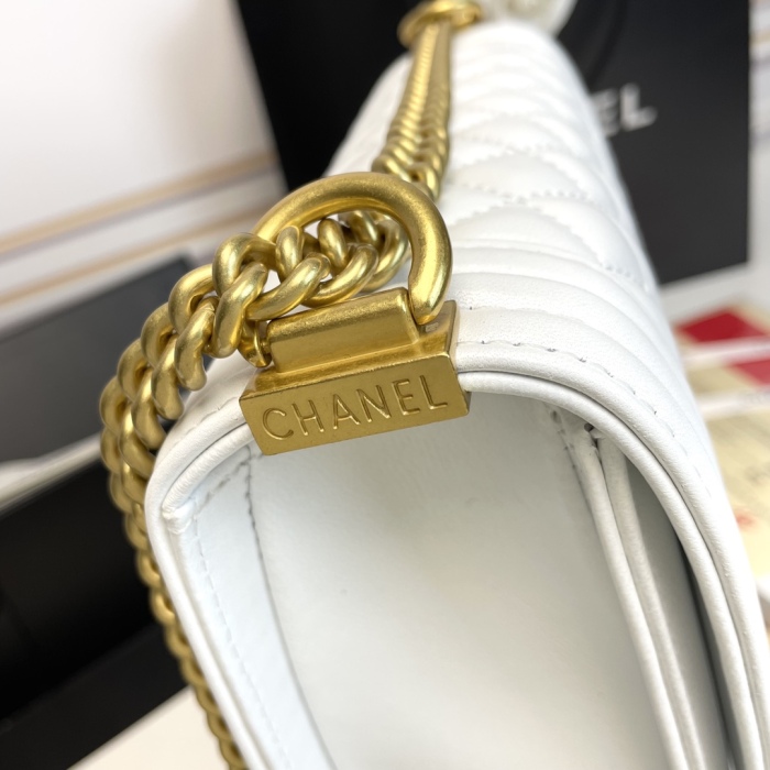 Chanel BOY Shoulder Bags Size 25*14*7cm