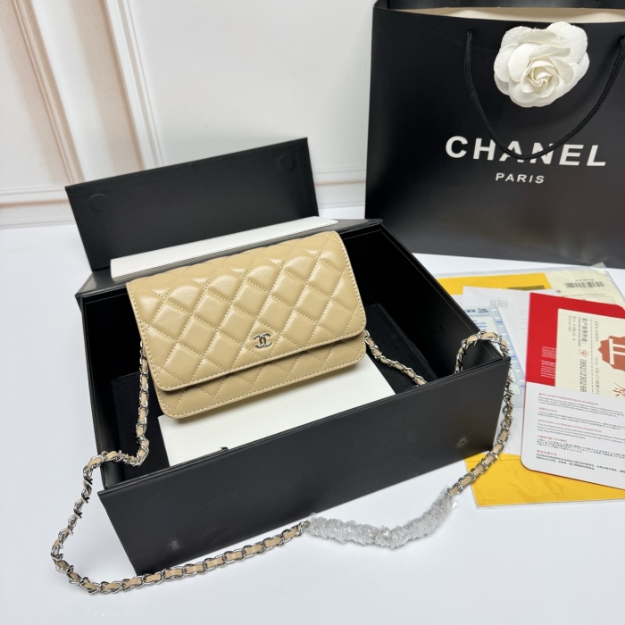 Chanel AP4241 Woc Shoulder Bags 19*12*3cm