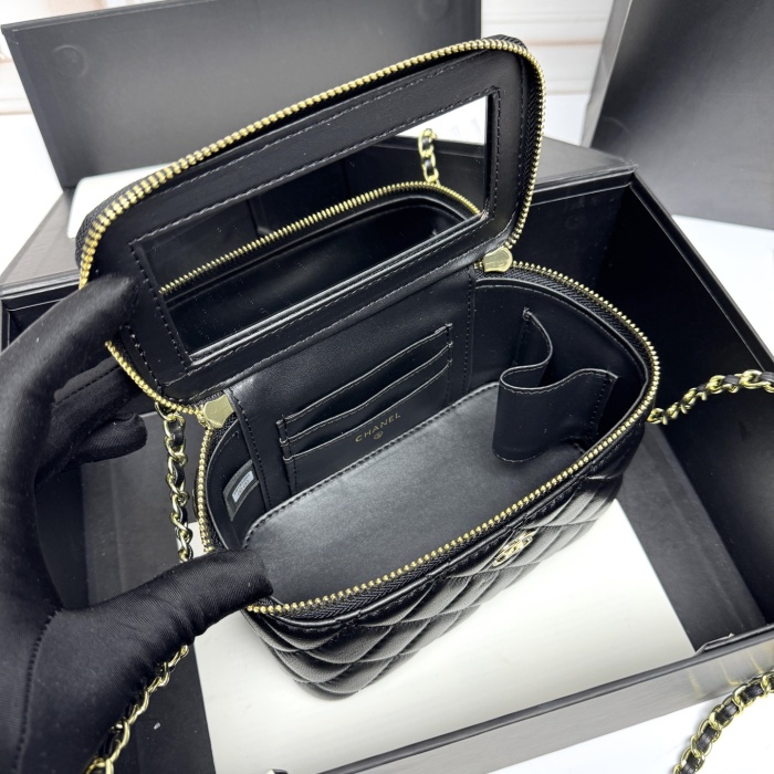 Chanel AP4910 26C Shoulder Bags 17*9.5*8cm