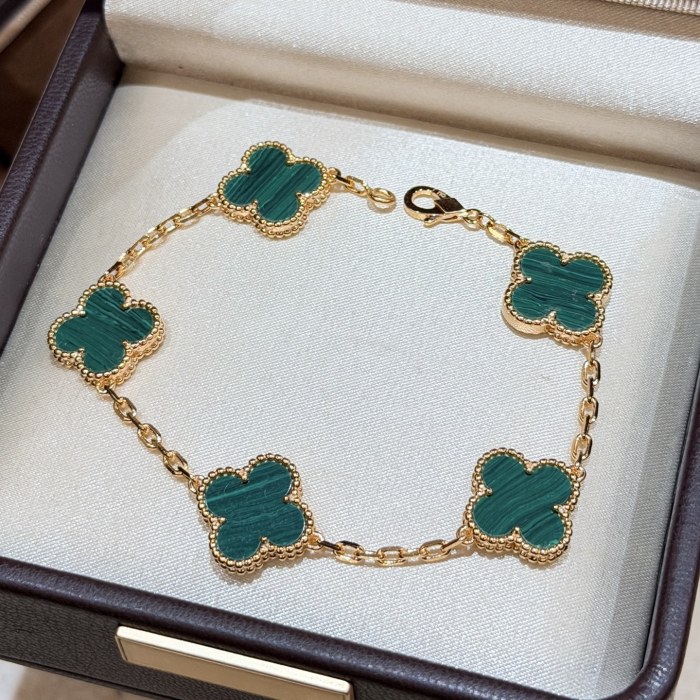 Van Cleef & Arpels Bracelet