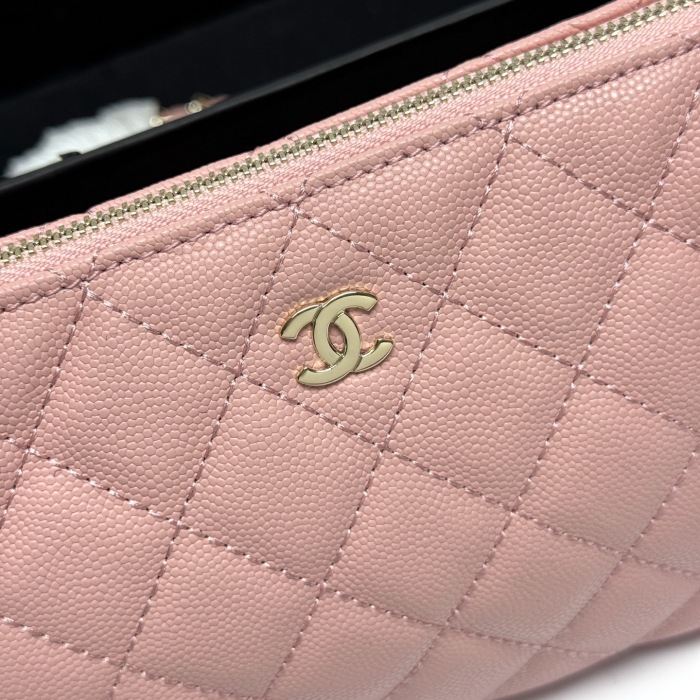 Chanel 25B Shoulder Bags Size 22*12*5cm