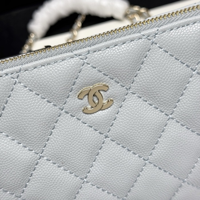 Chanel 25B Shoulder Bags Size 22*12*5cm