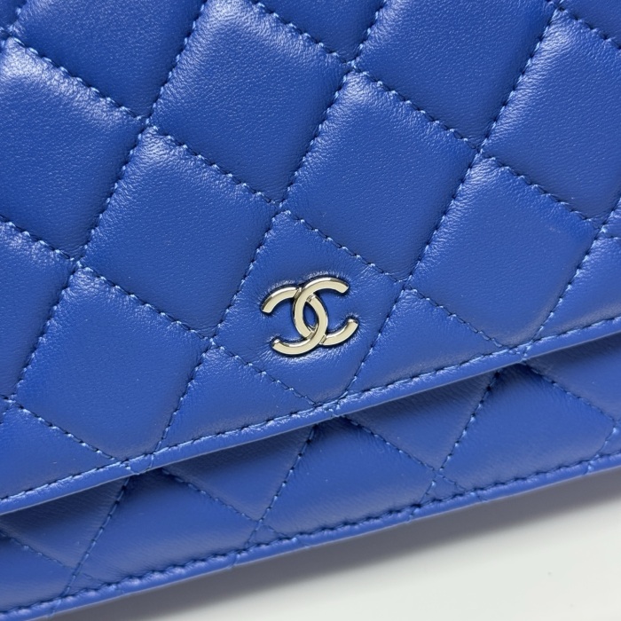 Chanel AP4241 Woc Shoulder Bags 19*12*3cm