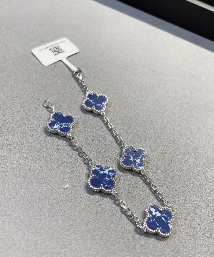 Van Cleef & Arpels Bracelet