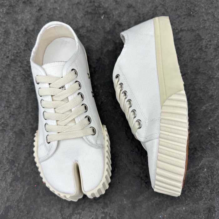 Maison Margiela Tabi Sneaker Size 36-46