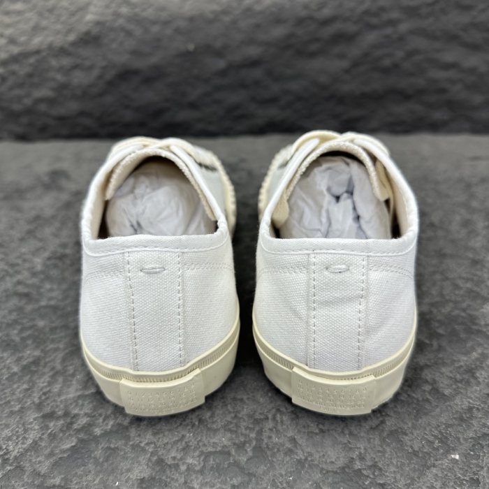 Maison Margiela Tabi Sneaker Size 36-46