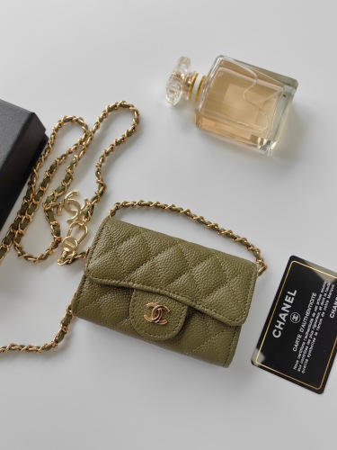 Chanel A8937 Card Holder Size 11.3*7.5*2.1cm