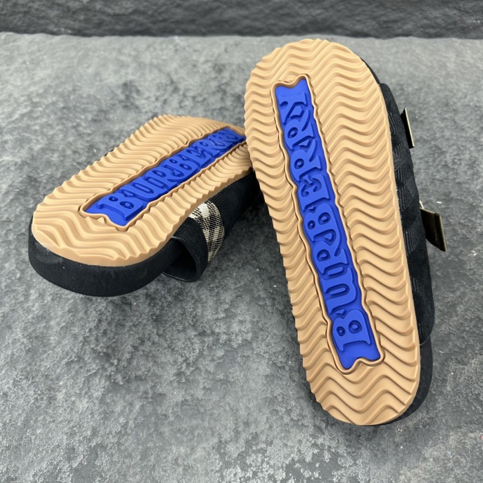 Burberry Urchin Sandals & Slippers Size 36-46