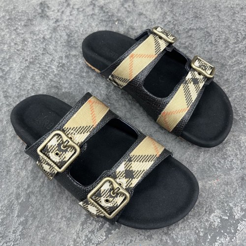 Burberry Urchin Sandals & Slippers Size 36-46