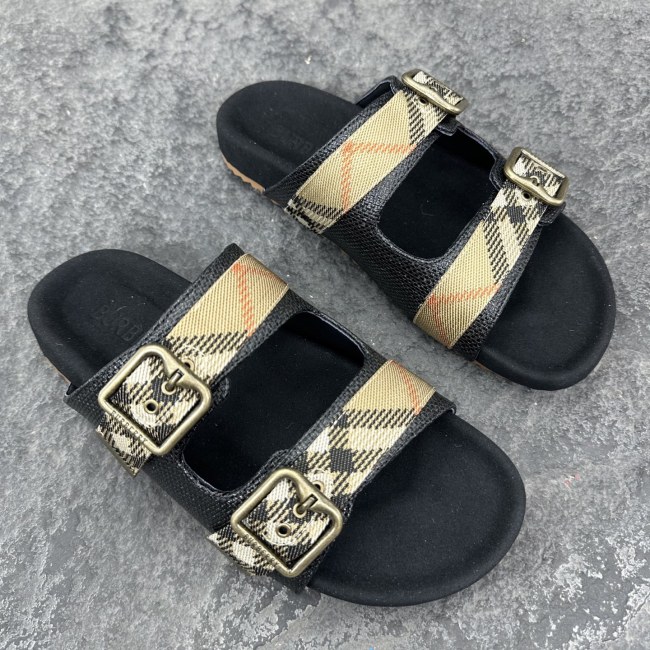 Burberry Urchin Sandals & Slippers Size 36-46