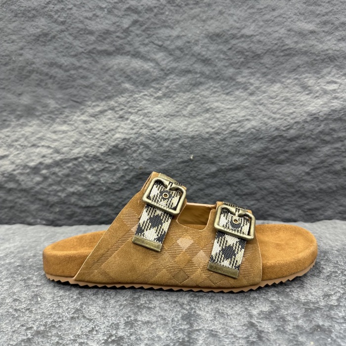 Burberry Urchin Sandals & Slippers Size 36-46