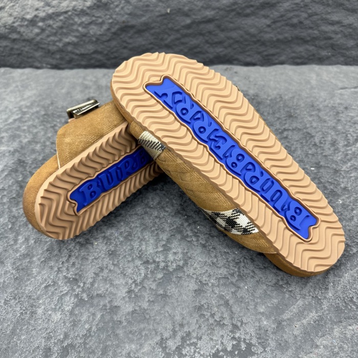 Burberry Urchin Sandals & Slippers Size 36-46