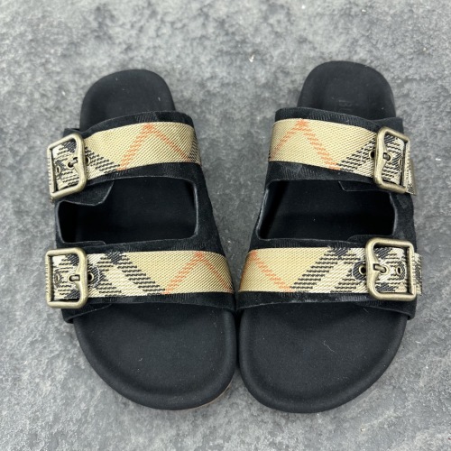 Burberry Urchin Sandals & Slippers Size 36-46