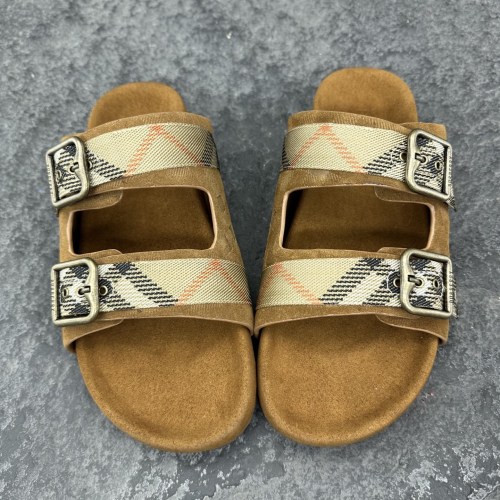 Burberry Urchin Sandals & Slippers Size 36-46