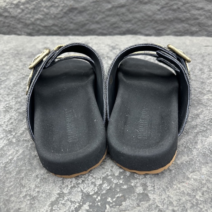 Burberry Urchin Sandals & Slippers Size 36-46