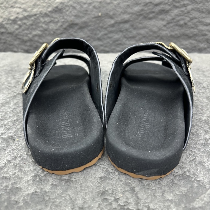 Burberry Urchin Sandals & Slippers Size 36-46