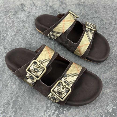Burberry Urchin Sandals & Slippers Size 36-46