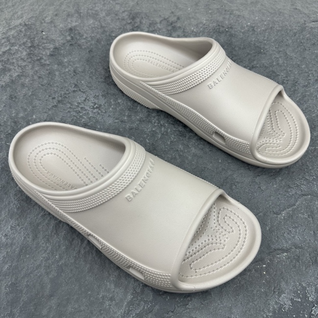 Balenciaga 2026ss POOL CROCS Sandals Slippers Size 39-46