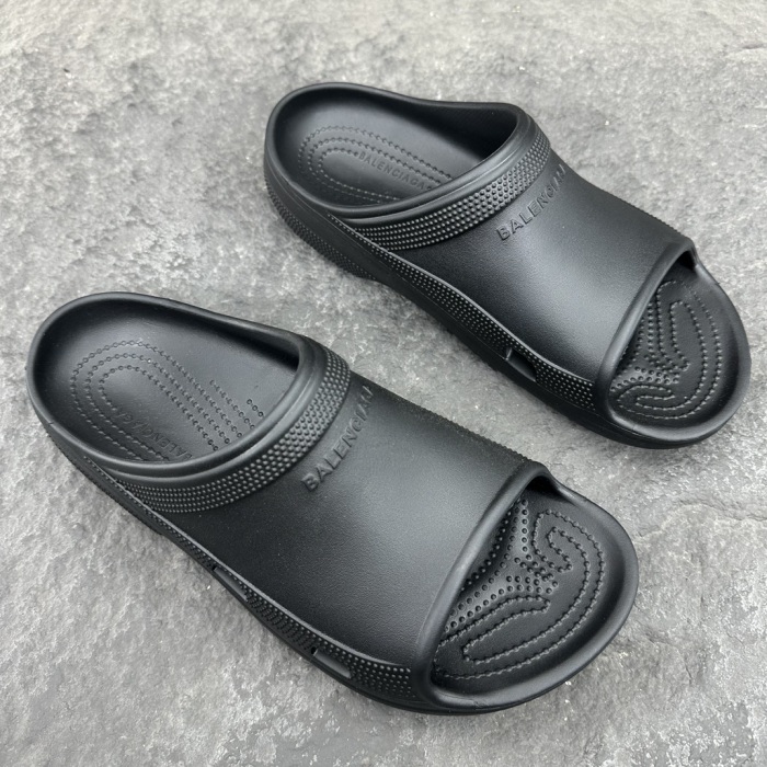 Balenciaga 2026ss POOL CROCS Sandals Slippers Size 39-46