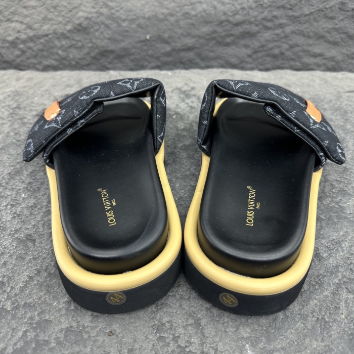 Louis Vuitton 2026ss POOL PILLOW COMFORT Sandals Slippers Size 36-46