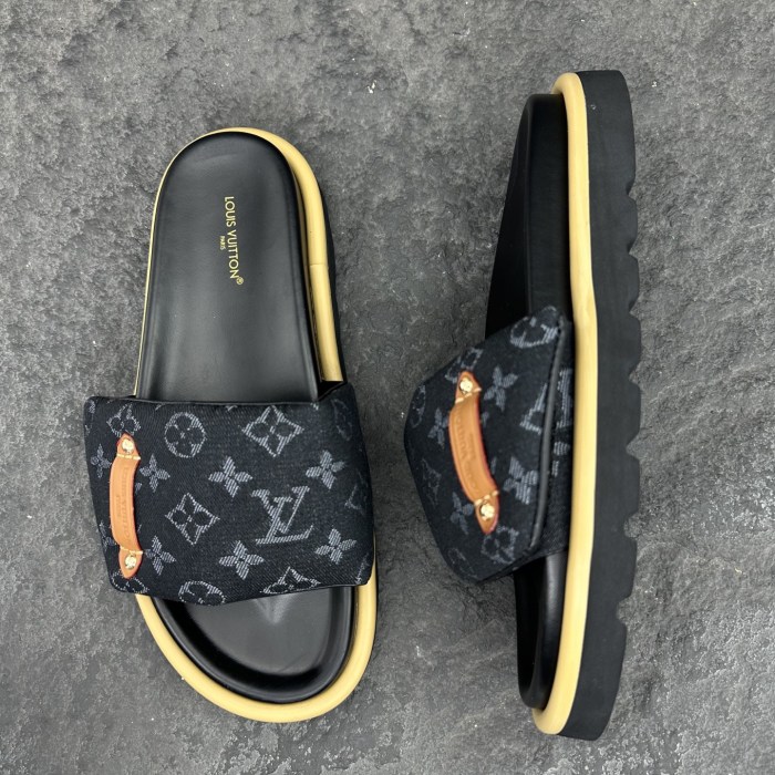 Louis Vuitton 2026ss POOL PILLOW COMFORT Sandals Slippers Size 36-46