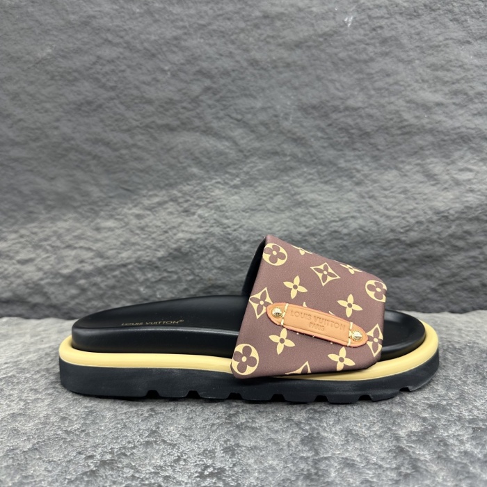 Louis Vuitton 2026ss POOL PILLOW COMFORT Sandals Slippers Size 36-46