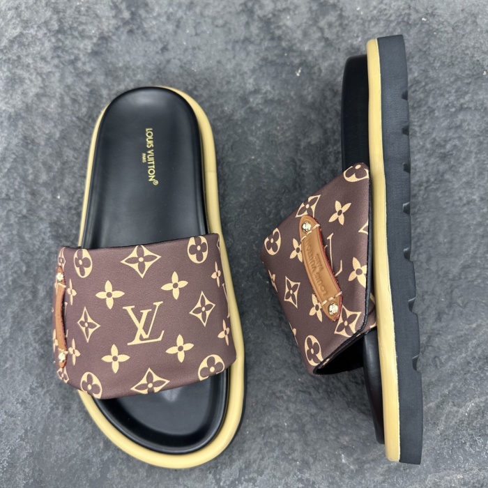 Louis Vuitton 2026ss POOL PILLOW COMFORT Sandals Slippers Size 36-46