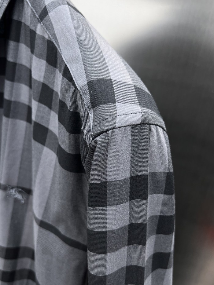 Burberry Long Sleeves Shirt Size M-XXXL