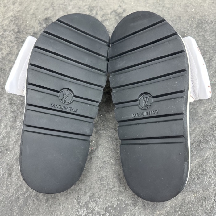 Louis Vuitton 2026ss POOL PILLOW COMFORT Sandals Slippers Size 36-46