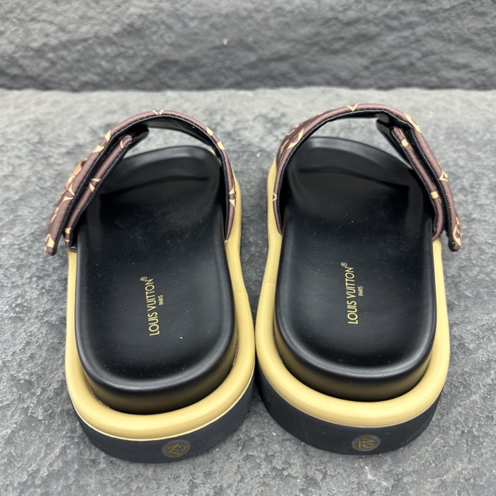 Louis Vuitton 2026ss POOL PILLOW COMFORT Sandals Slippers Size 36-46
