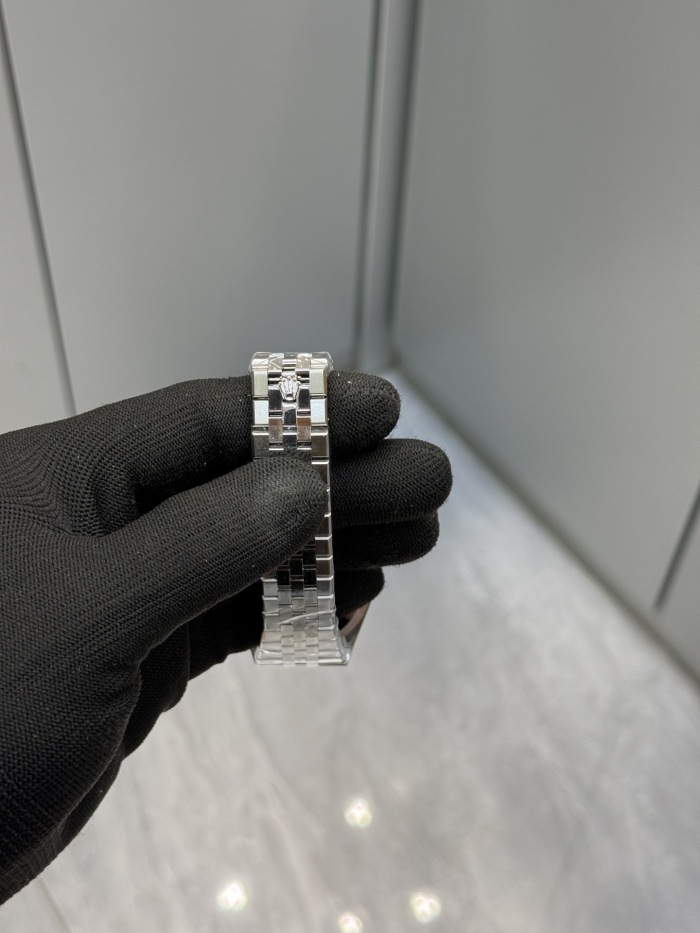 Rolex Land-Dweller 40mm Oystersteel and white gold M127334-0001