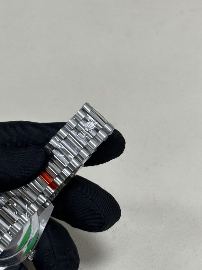 Rolex Day-Date 40 Oyster 40mm White gold M228239-0060
