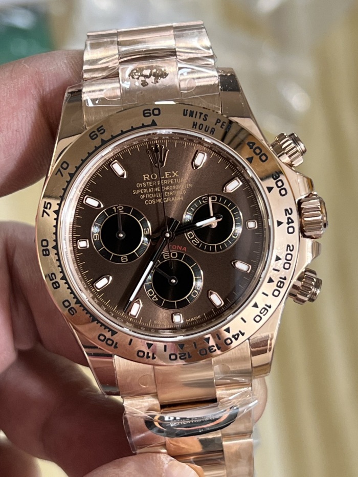  Rolex Cosmograph Daytona Oyster 40mm  Everose goldRolex M126505-0005