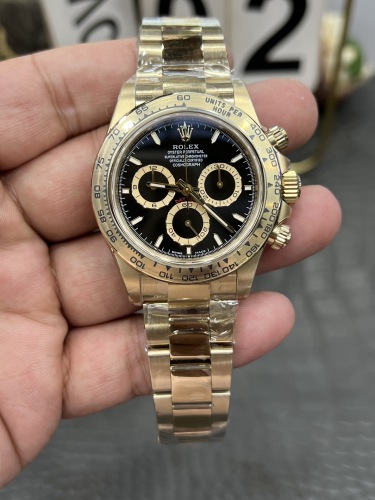 Rolex Cosmograph Daytona Oyster 40mm yellow gold M126508-0004