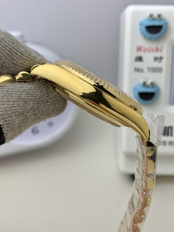 Rolex Day-Date 40 Oyster 40mm yellow gold M228238-0061