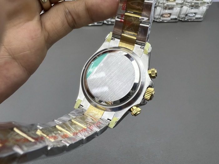Cosmograph Daytona Oyster 40 mm Oystersteel and yellow gold M126503-0003