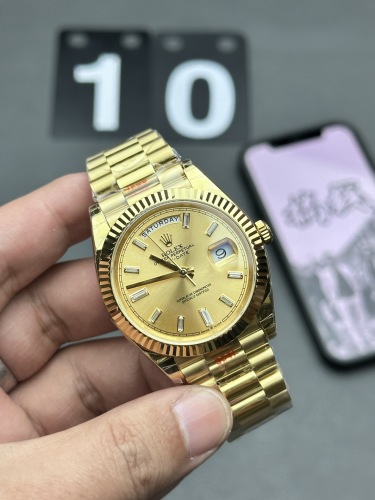 Rolex Day-Date 40 Oyster 40mm yellow gold M228238-0005