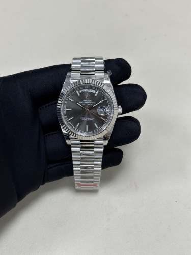 Rolex Day-Date 40 Oyster 40mm White gold M228239-0060