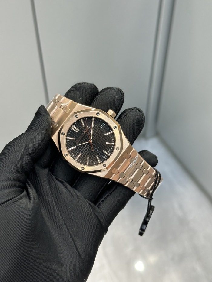 Audemars Piguet Royal Oak Selfwinding 41mm Ref. 15500ST.OO.1220ST.01