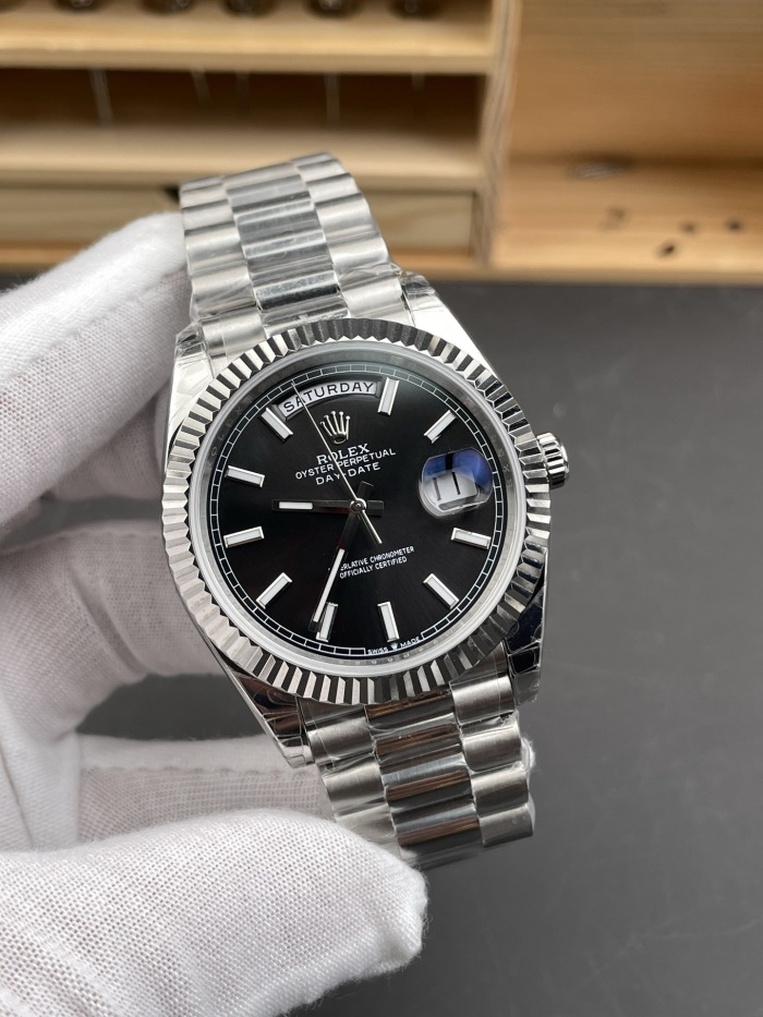 Rolex Day-Date 40 Oyster 40mm White gold M228239-0005