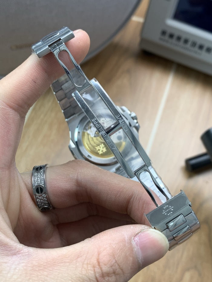 Patek Philippe Nautilus ref 5711/1A‑014 40mm Stainless Steel