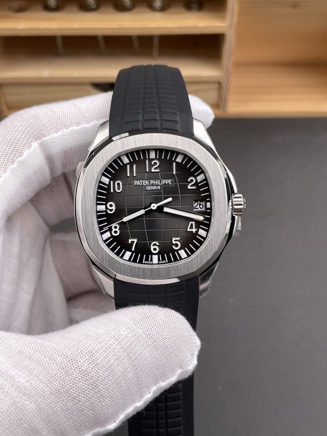 Patek Philippe Aquanaut Date Black Strap Stainless Steel ref 5167A‑001 40mm