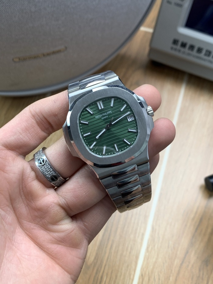 Patek Philippe Nautilus ref 5711/1A‑014 40mm Stainless Steel