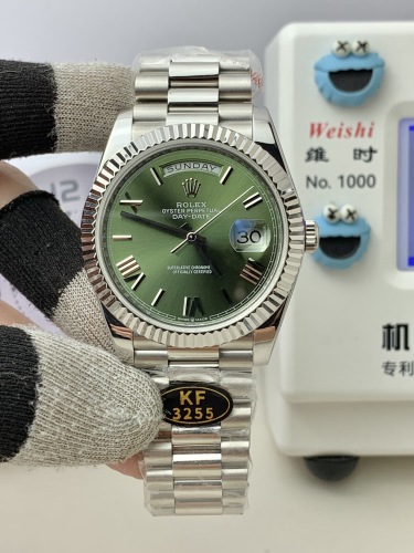 Rolex Day-Date 40 Oyster 40mm White gold M228236-0008