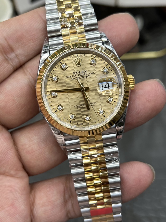 Rolex Datejust 36 Oyster 36mm Oystersteel and yellow gold M126233-0045