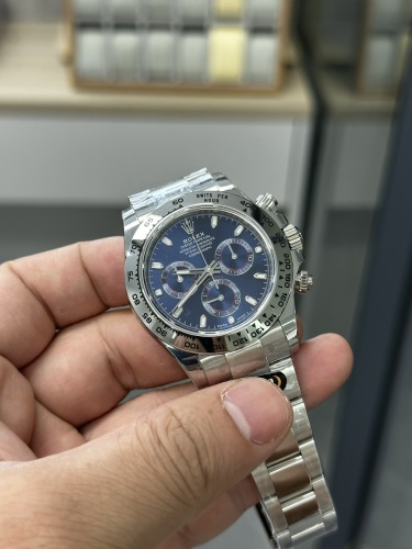 Rolex Cosmograph Daytona Oyster, 40 mm, white gold M126509-0005
